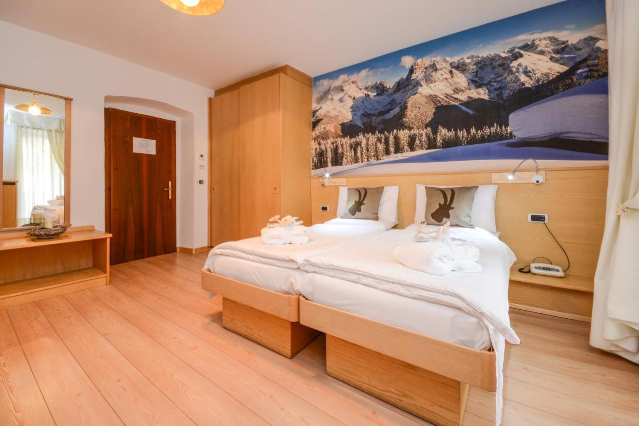 Hotel Corona Pinzolo Exterior foto